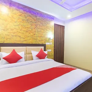 Hotel Super Oyo O Red Stone